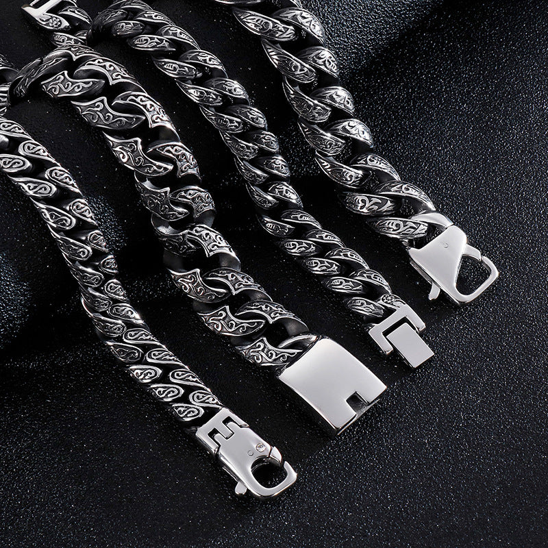 Patterned multi-link interlocking titanium steel bracelet