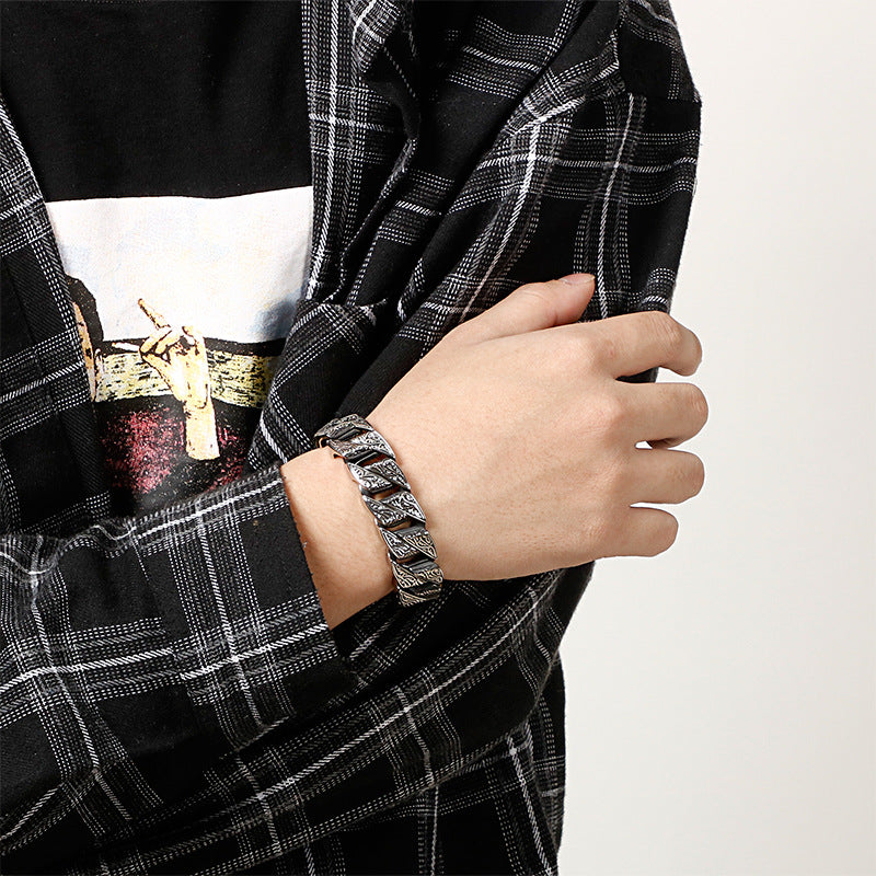 Retro pattern exaggerated stainless steel bracelet