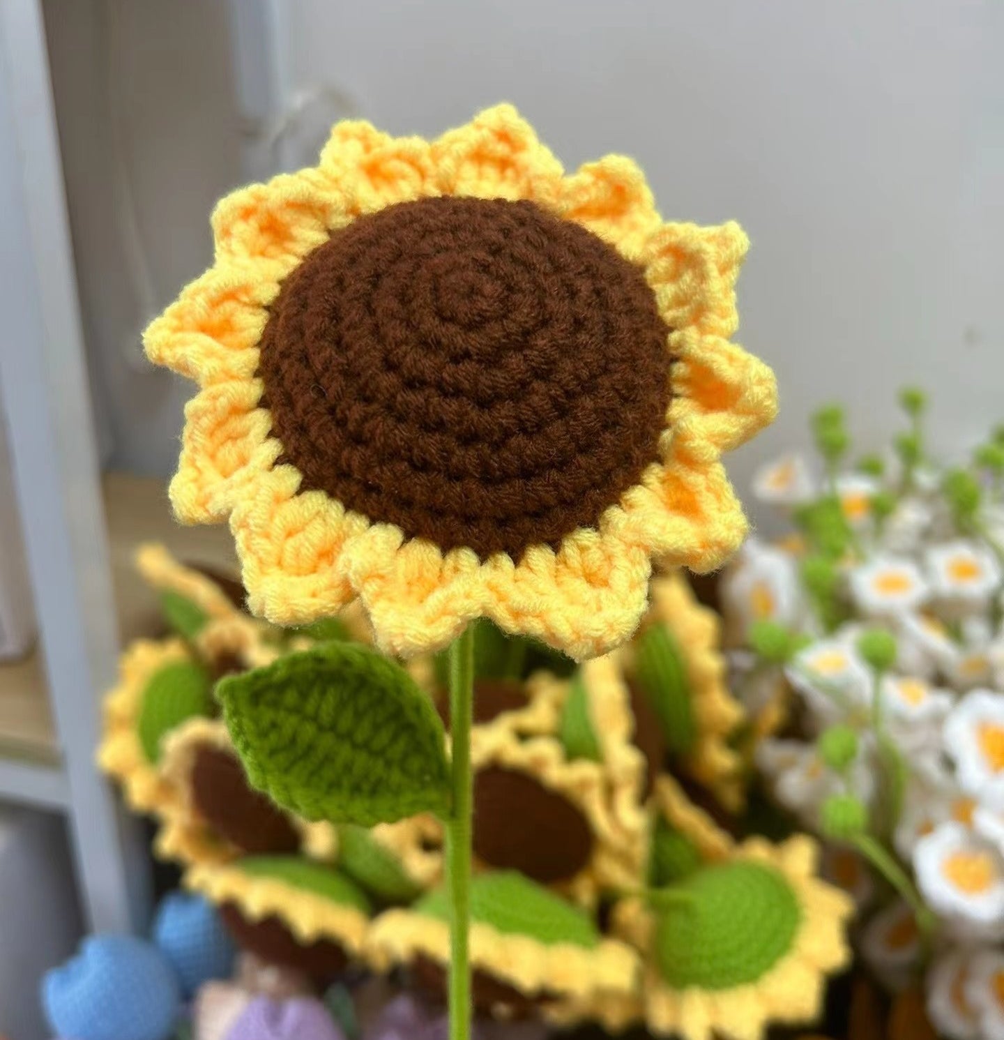 Sunflower hand-knitted flowers wool crocheted gift flower