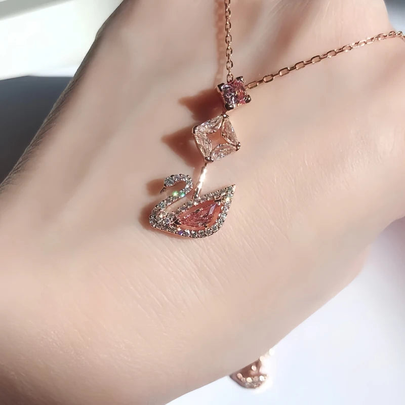 2024 fashion creative pink swan crystal necklace