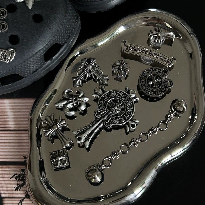 Chrome Hearts-Inspired DIY Chain & Cross Clog Accessories