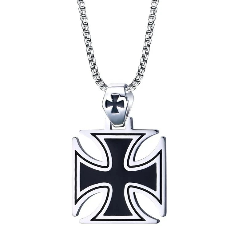 Retro Templar Cross Pendant Necklace