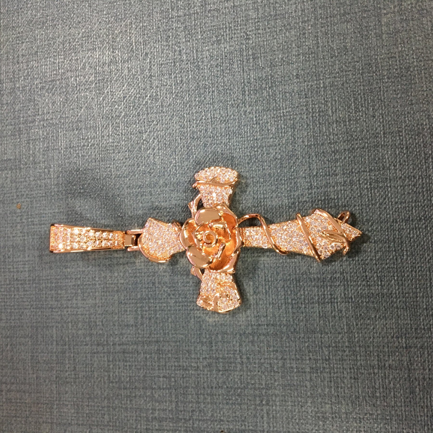 Copper set 5A zirconia rose cross pendant necklace