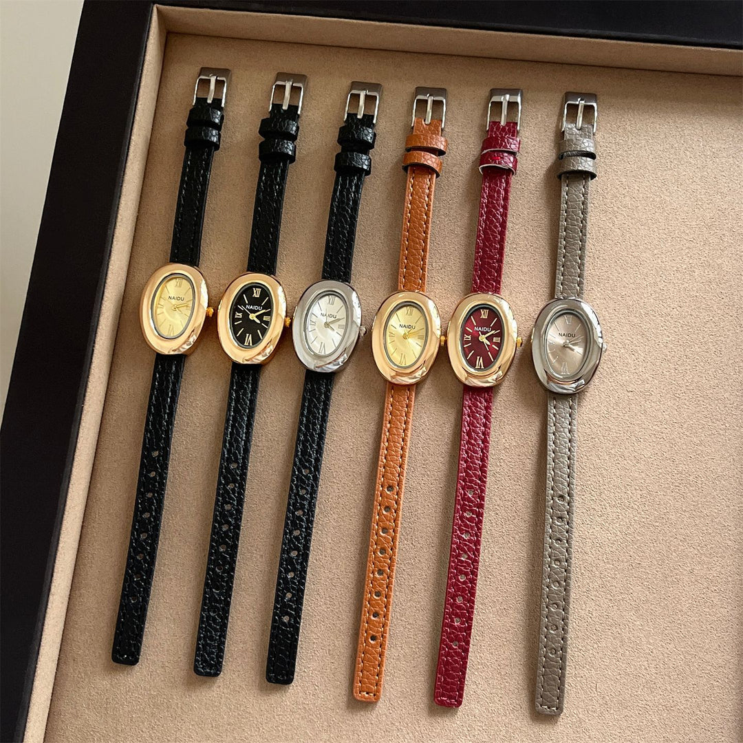 The Compact and Exquisite "Oval Bathtub" Watch