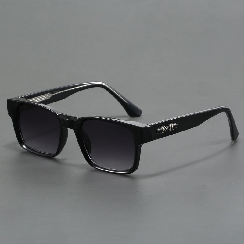 Thick-rimmed anti-blue light photochromic glasses