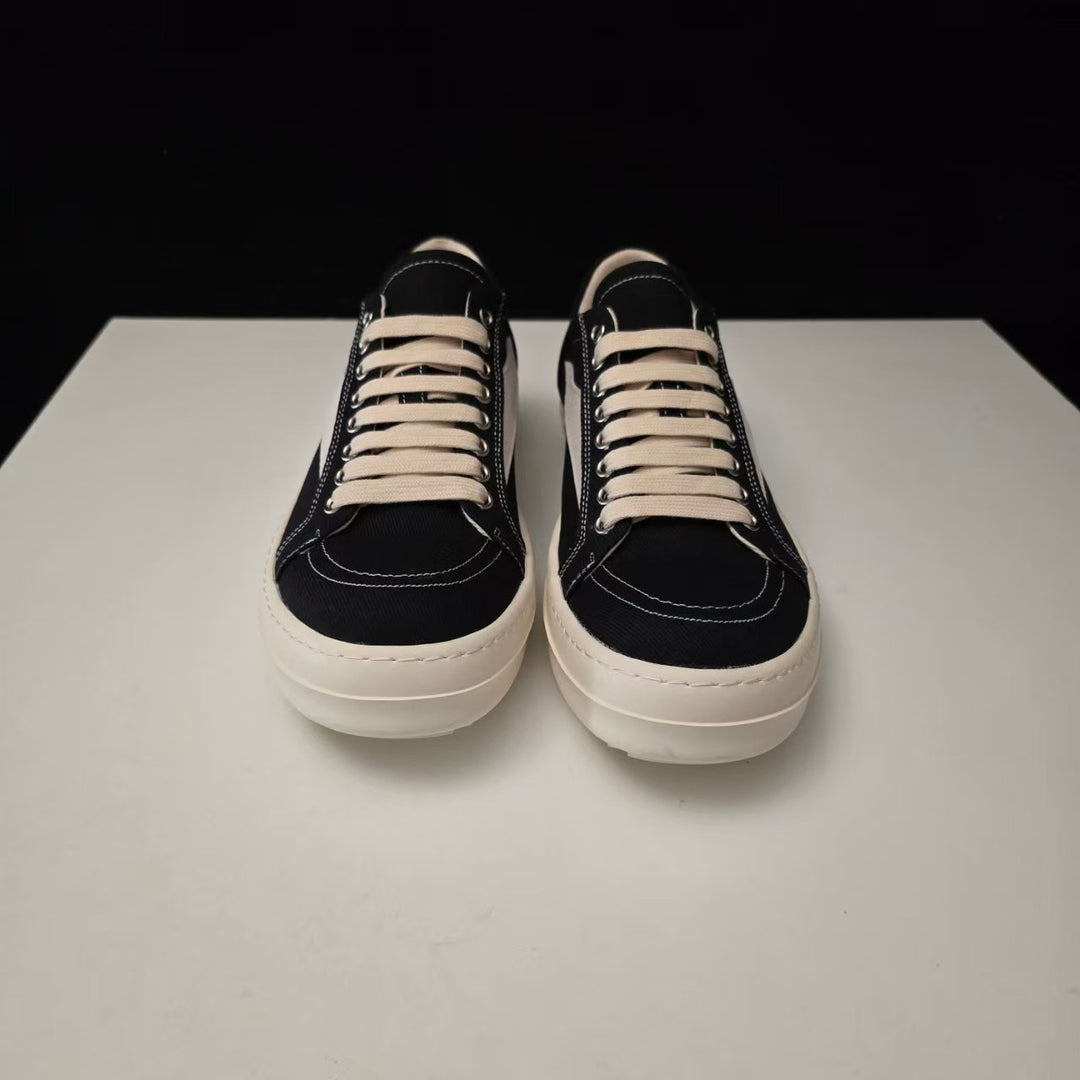 Calfskin Low-Top Skate Shoes Round Toe Flat Heel