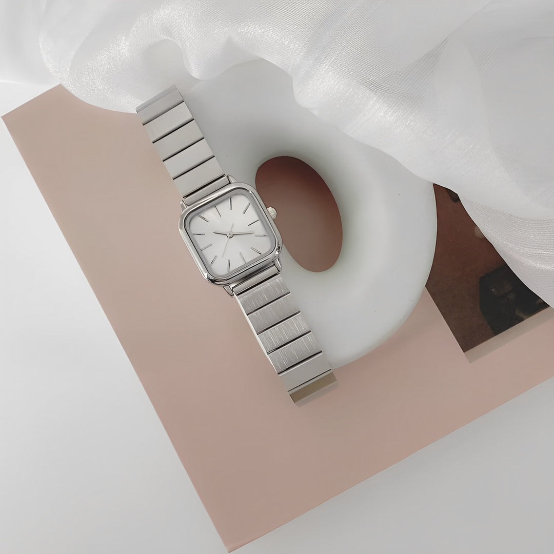 Simple student bamboo-joint steel band quartz watch