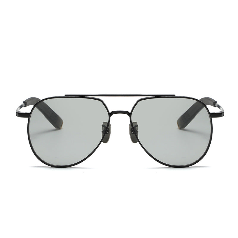 Photochromic polarized sunglasses slimming for large faces