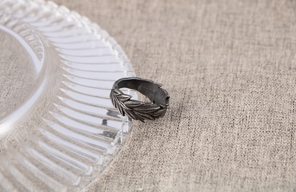 Vintage distressed botanical and wheat ear ring