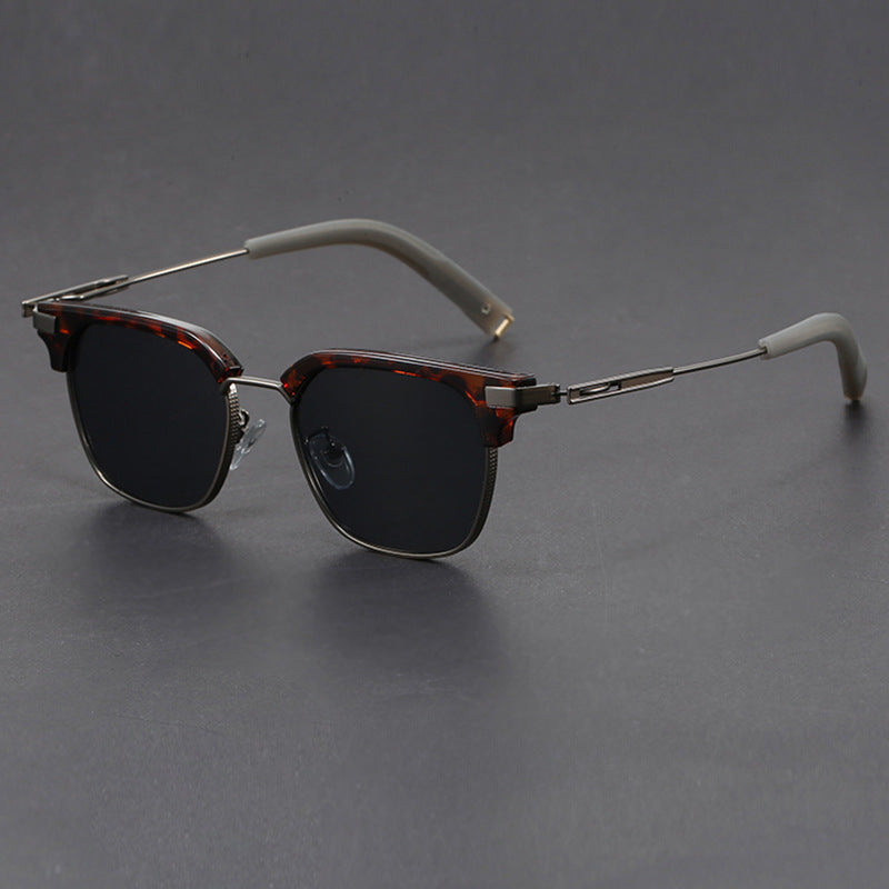 Classic half-rimmed browline Clubmaster sunglasses
