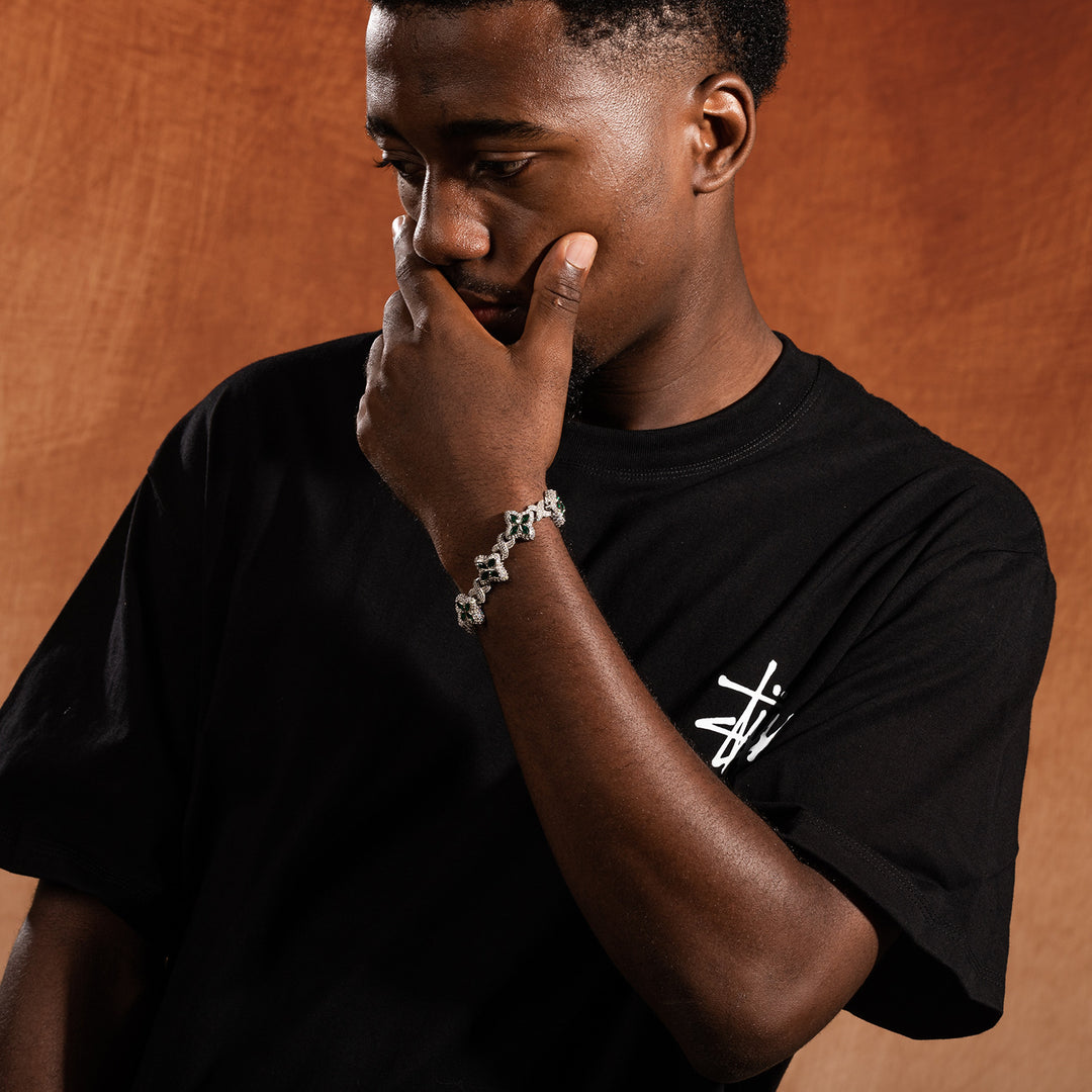 Hip-hop zircon colored infinite four-leaf clover necklace