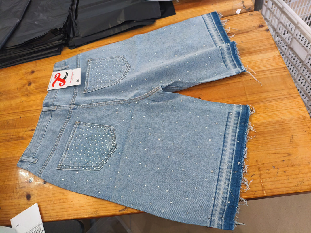 Hot-rhine cross five-point washed denim shorts