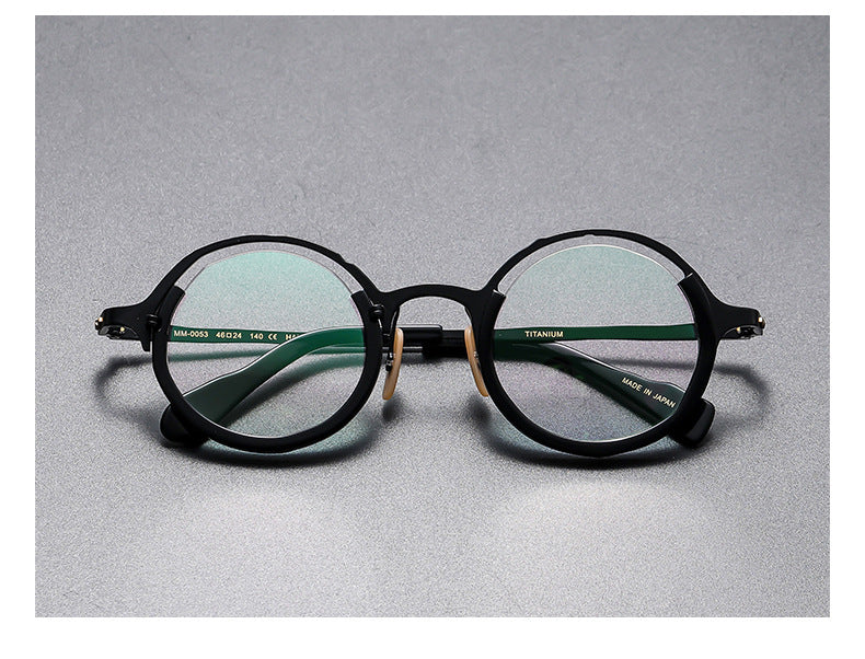 Solid color trendy and unique large-framed glasses