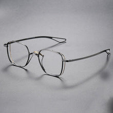 Trendy Design Handcrafted Titanium Eyeglass Frames
