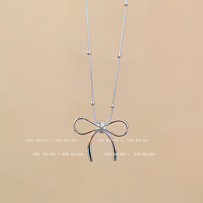 Titanium steel pearl clavicle necklace