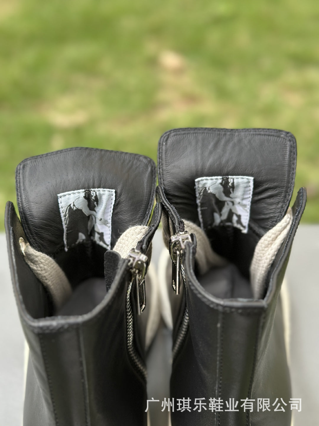 Genuine Leather High-Top Skate Shoes with Wide Laces