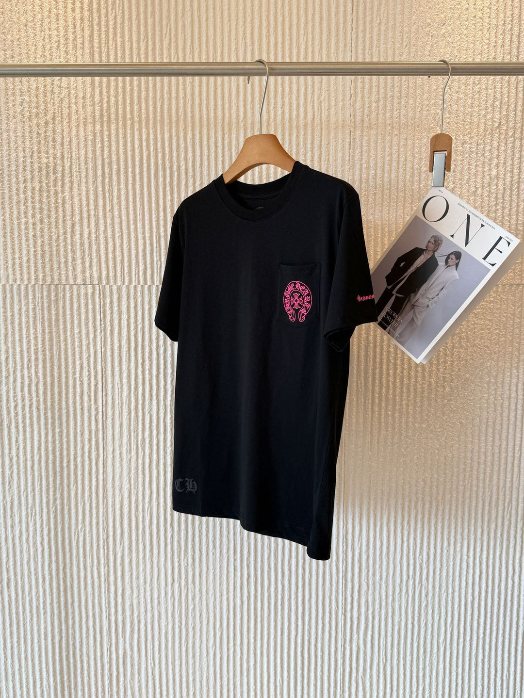 Chrome Hearts Pink Horseshoe Flower Sleeve Print T-Shirt