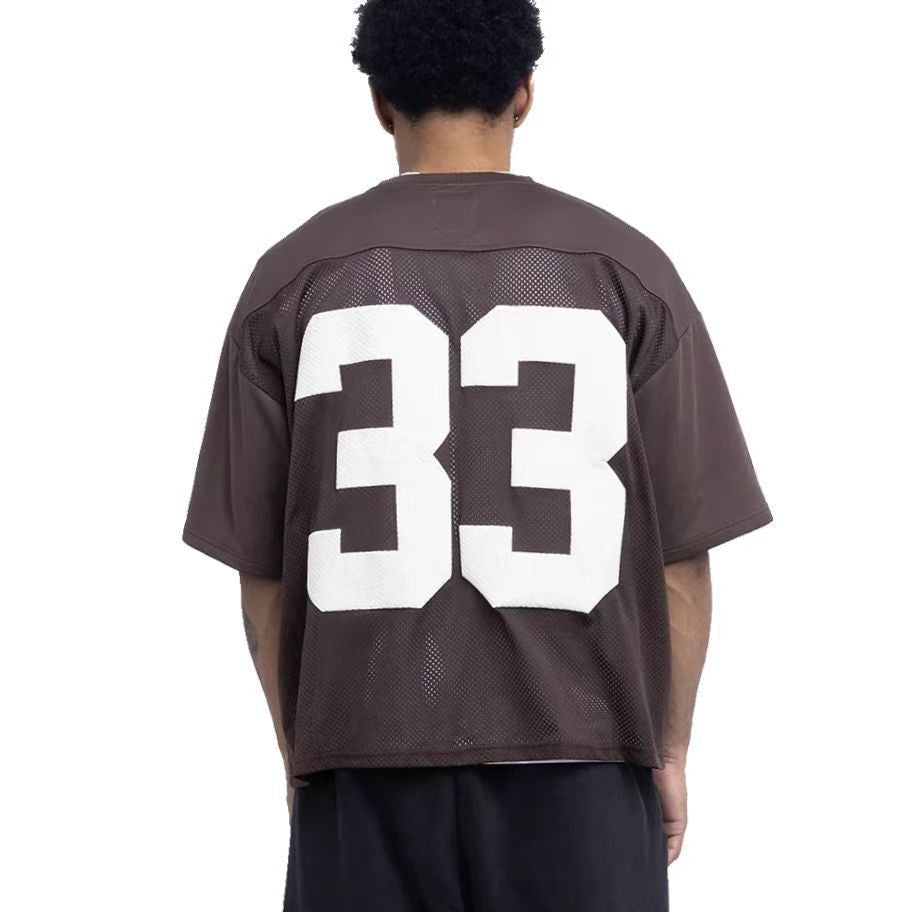 Short sleeved jersey with number 33