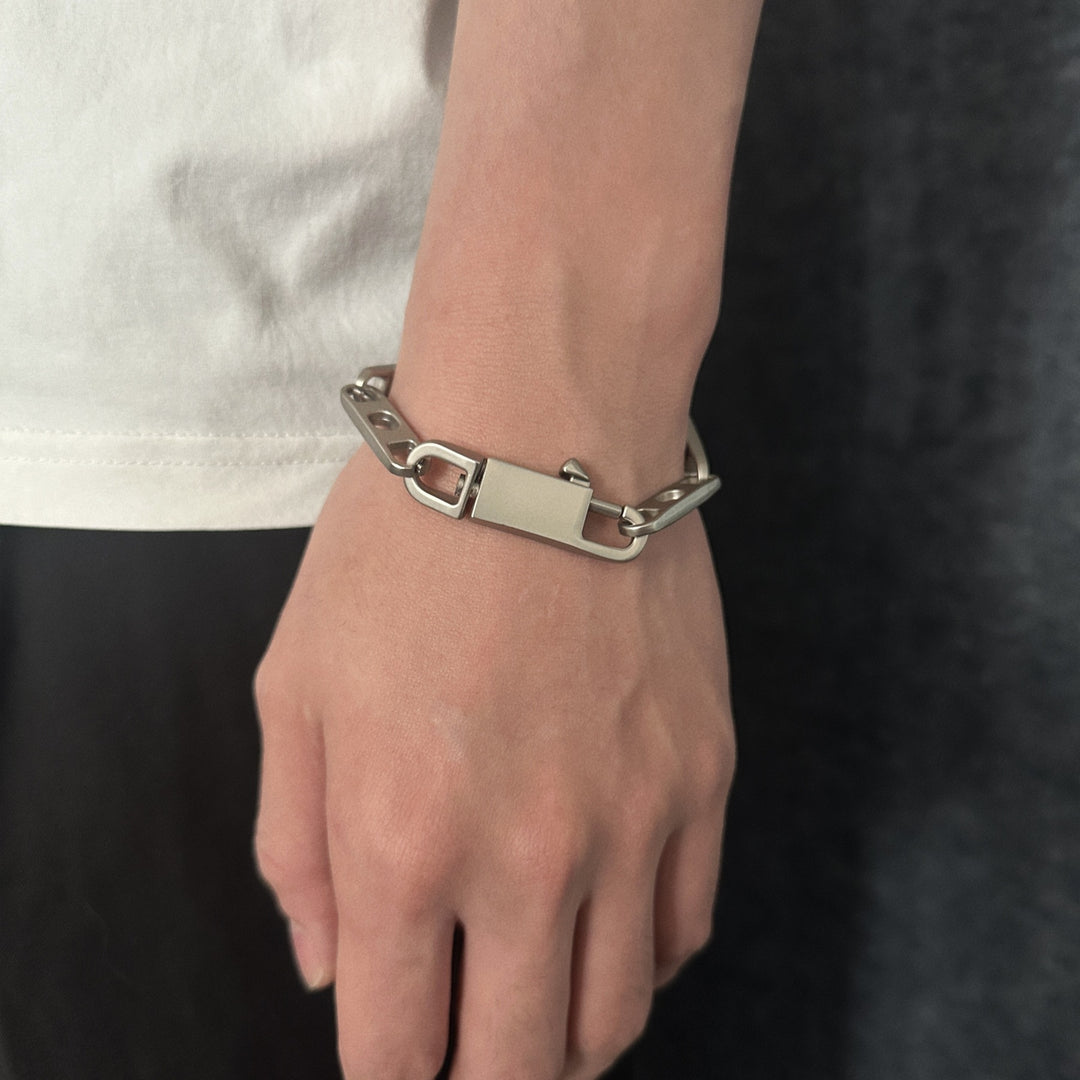 Classic Clasp Matte Couple's Bracelet