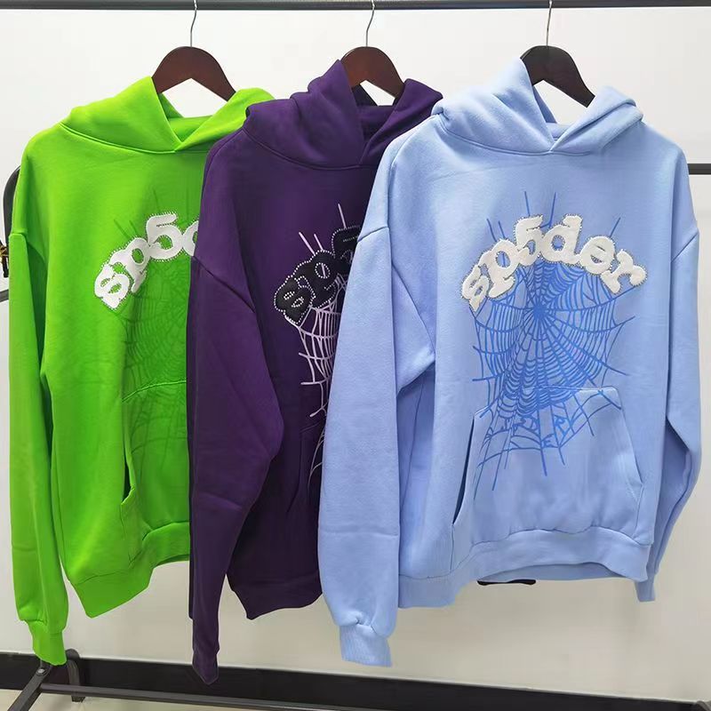 Sp5der fleece-lined hoodie with spiderweb print.