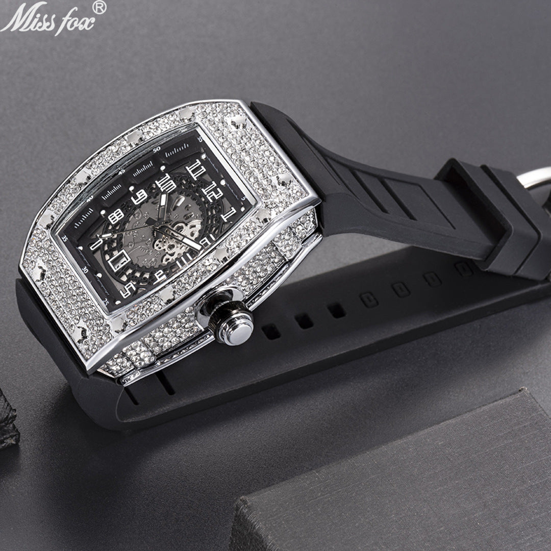 Tonneau-Shaped Quartz Watches with Silicone Straps