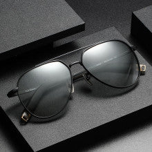 Photochromic polarized sunglasses slimming for large faces