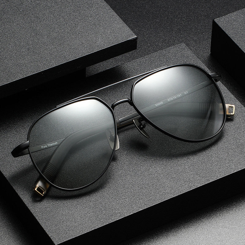 Photochromic polarized sunglasses slimming for large faces