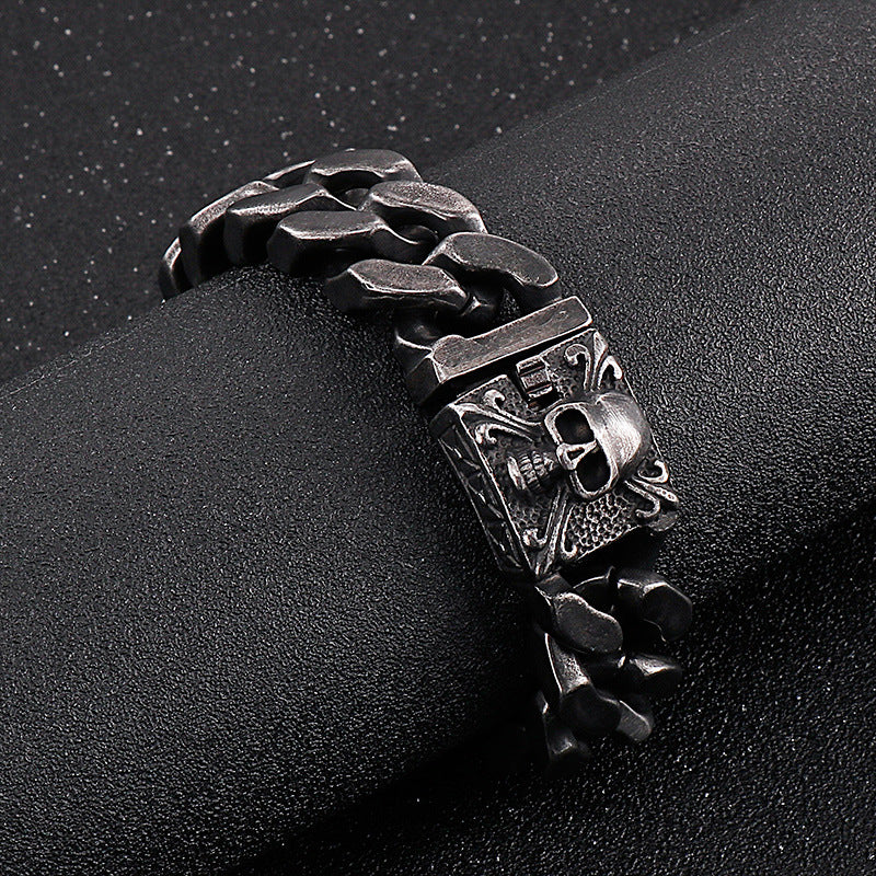 Skull Cuban chain titanium steel bracelet