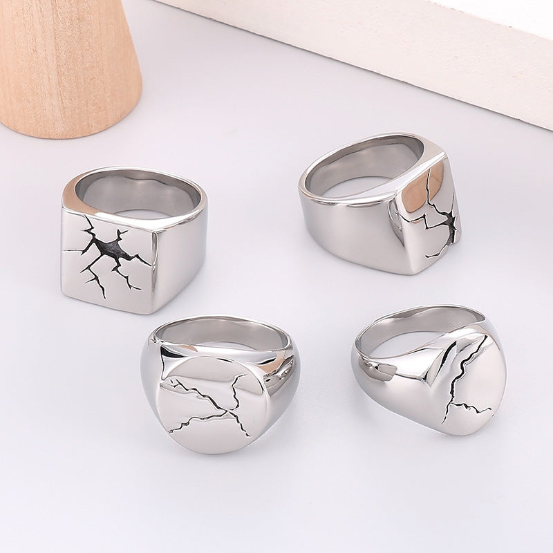 Crackled design round stainless steel wide face thumb ring