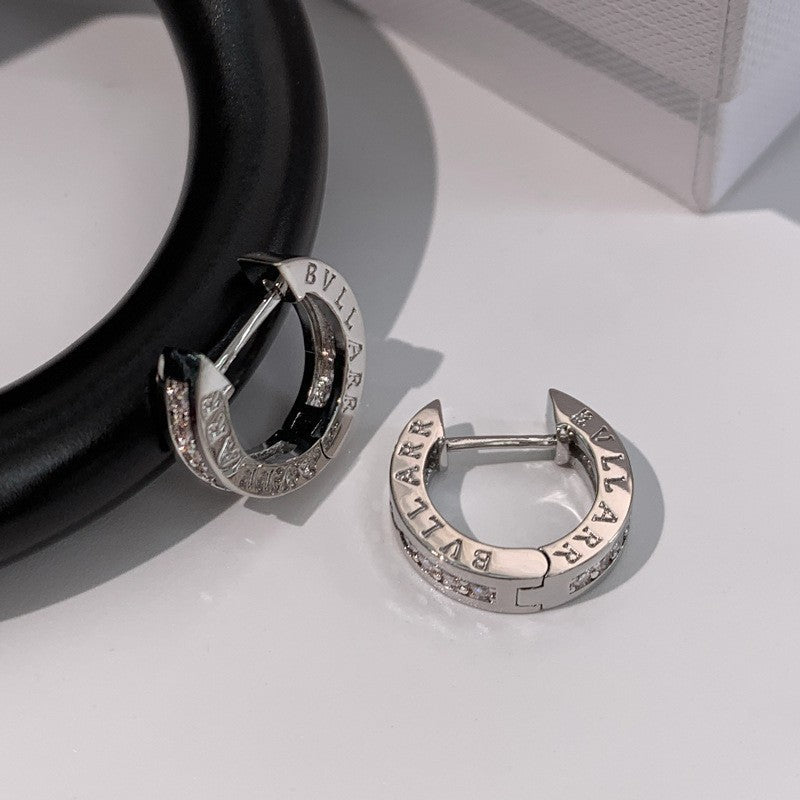 Trendy Versatile and Vintage-Style Earrings