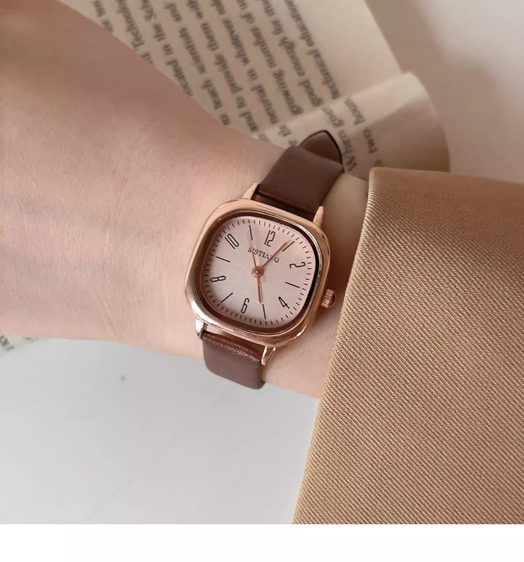 Square-shaped women's watch with a preppy style