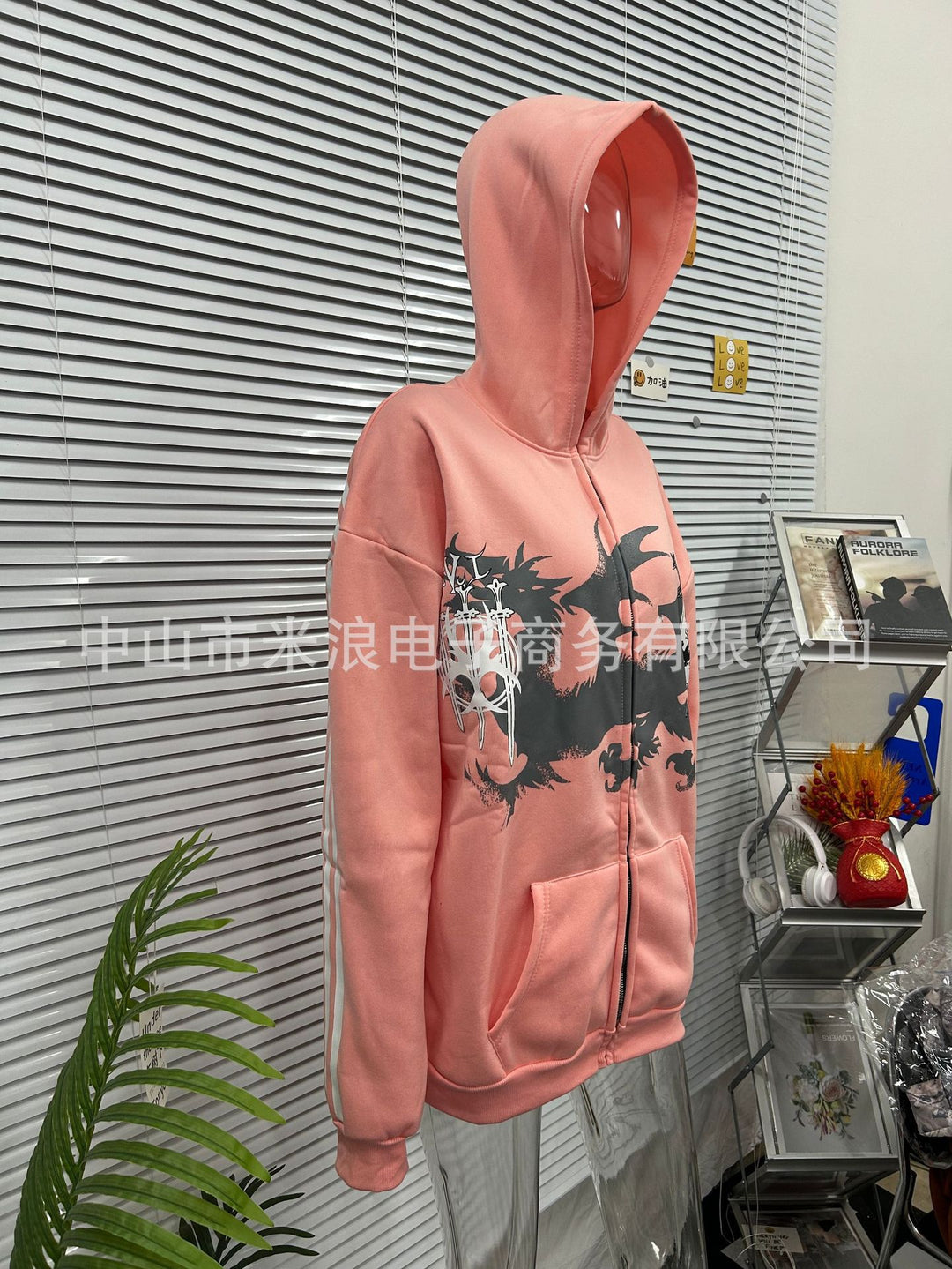 Five-stripe dragon and cross print hoodie.