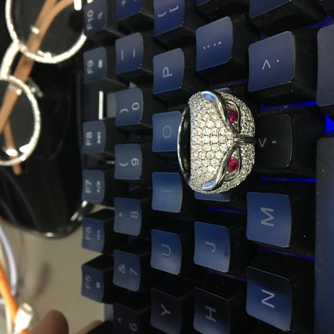 Hip-hop creative owl zircon-encrusted ring