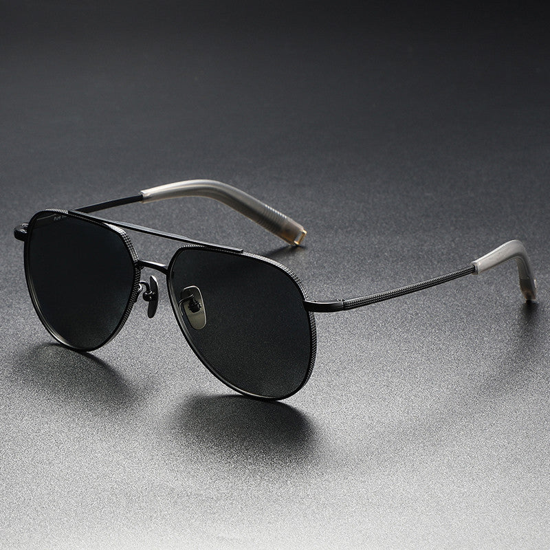 Photochromic polarized sunglasses slimming for large faces