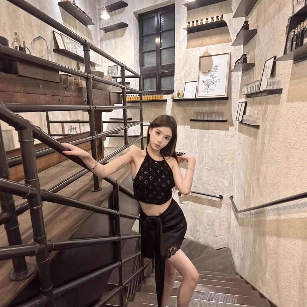 Retro Cross Hollow-Out Halter Neck Tank Top