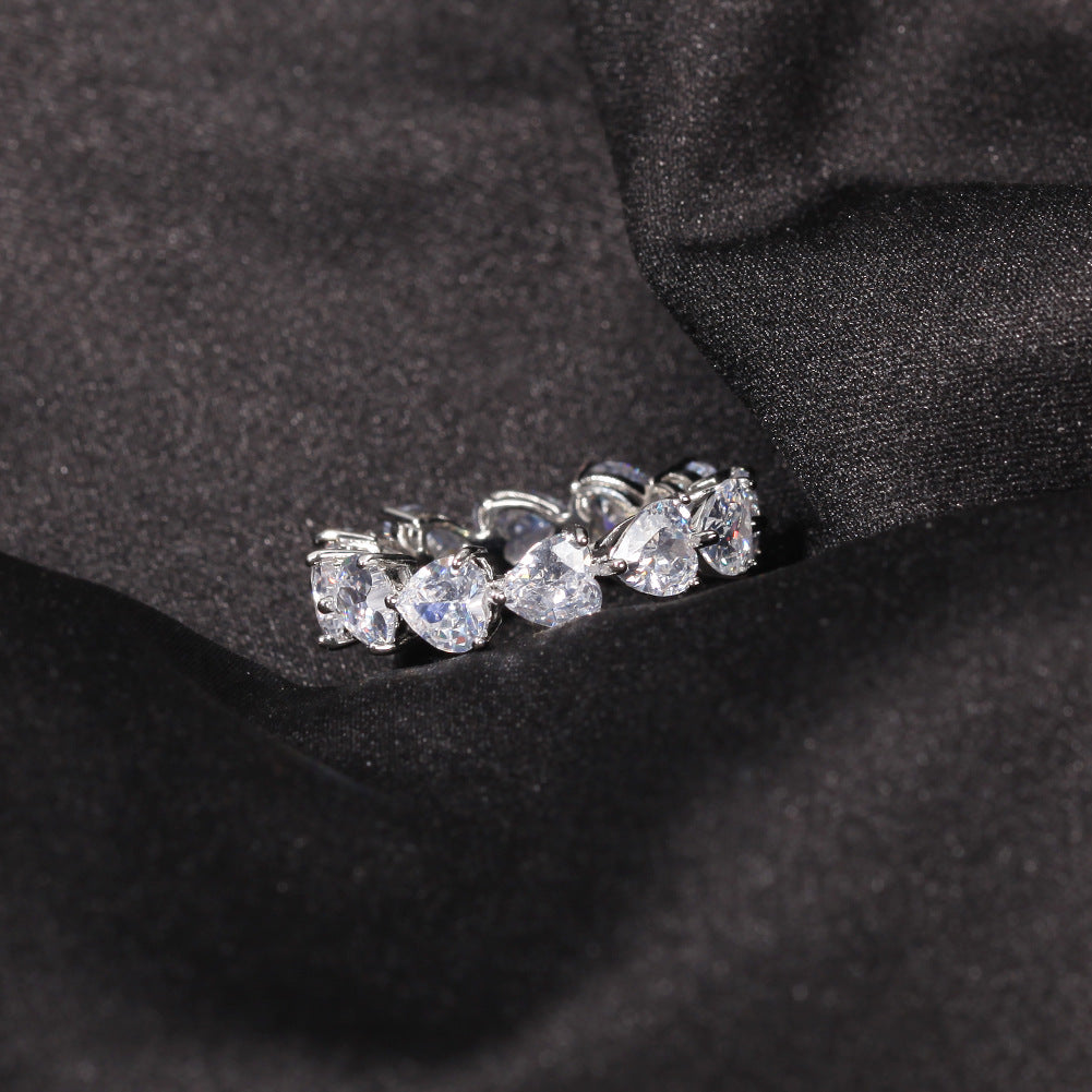 Hip-hop single-row heart-shaped zircon rings
