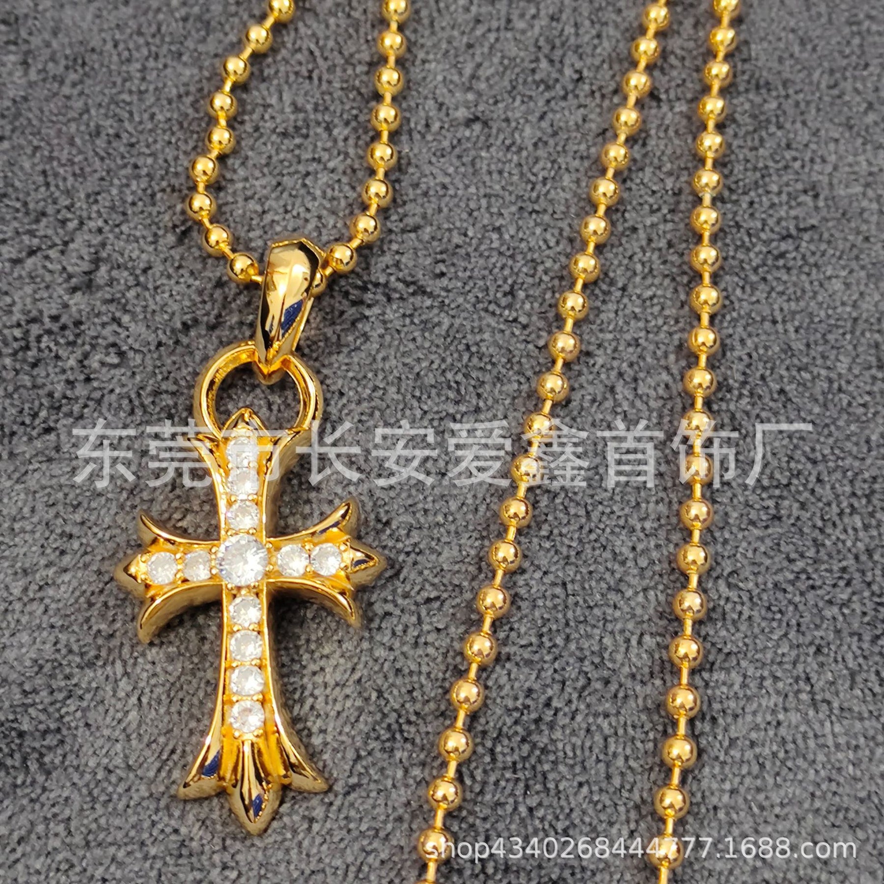 Chrome Hearts Clavicle Gold Brooch Cross Pendant