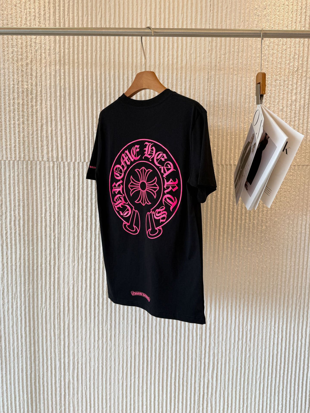 Chrome Hearts Pink Horseshoe Flower Sleeve Print T-Shirt