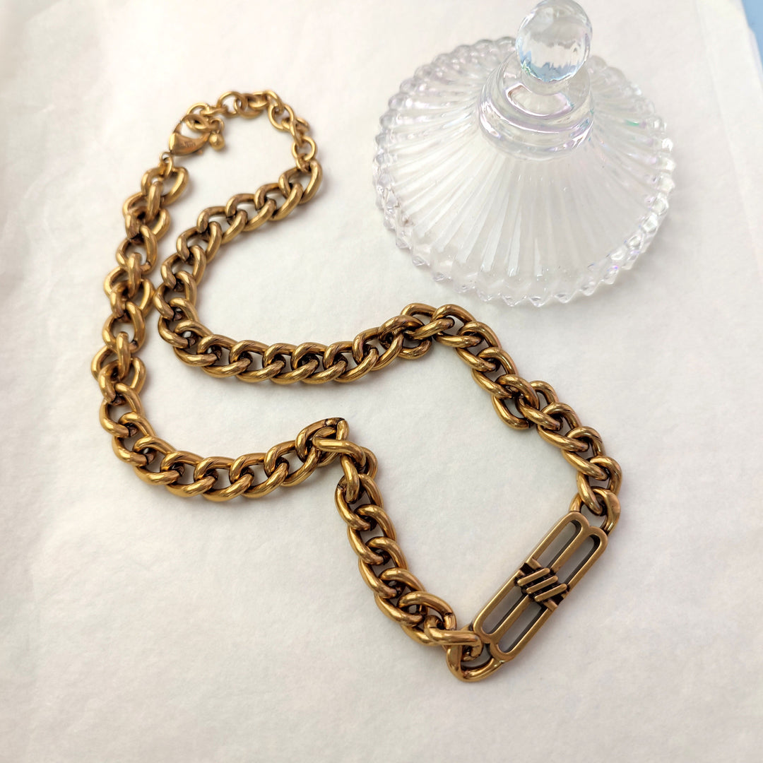 French Parisian-Style Distressed Tank Chain Necklace