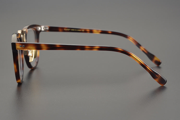 Bold Square Frames with Gold Bridge Full-Rim Style for Wider Faces