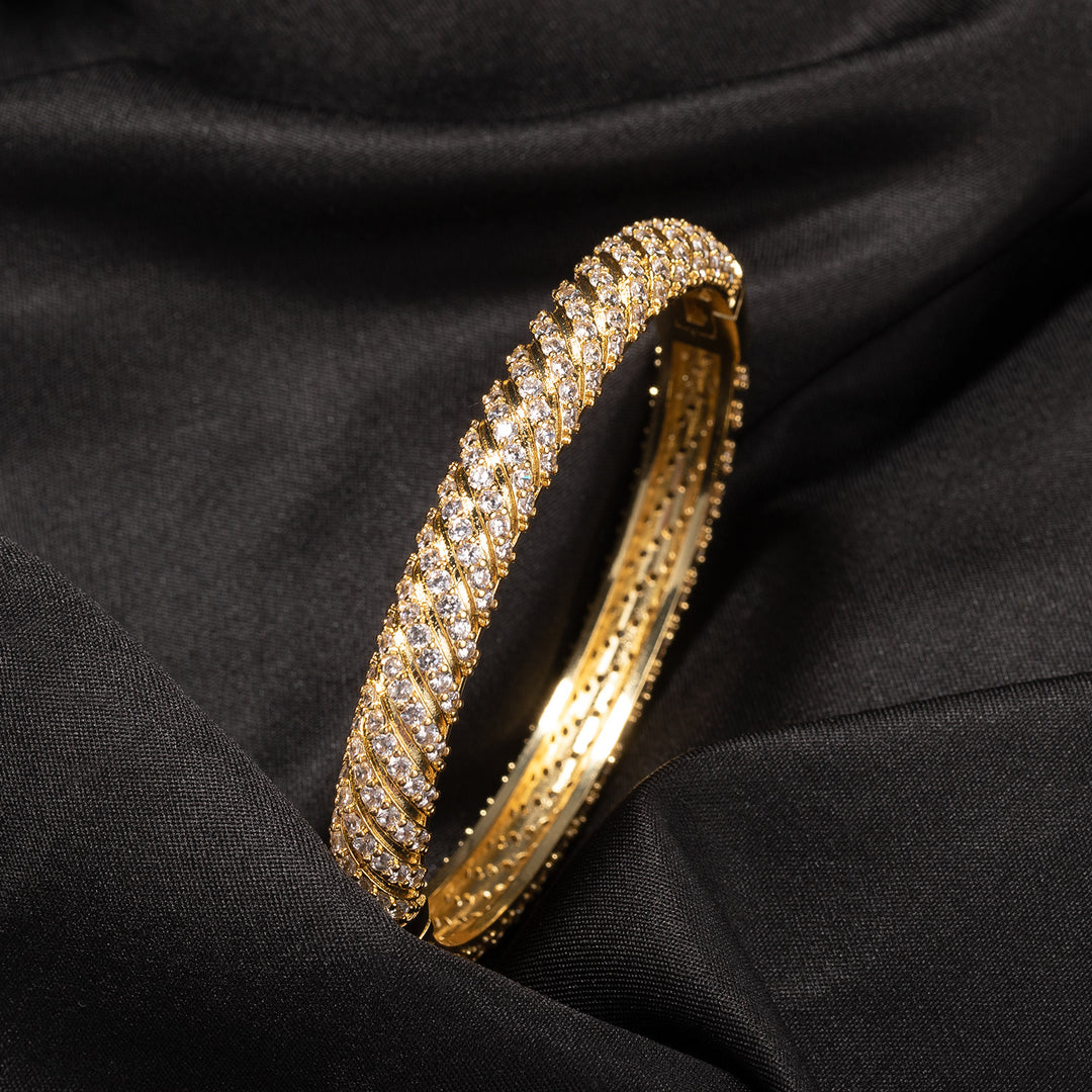 9mm Twill-Patterned, Full-Pavé Twisted Diamond Bangle