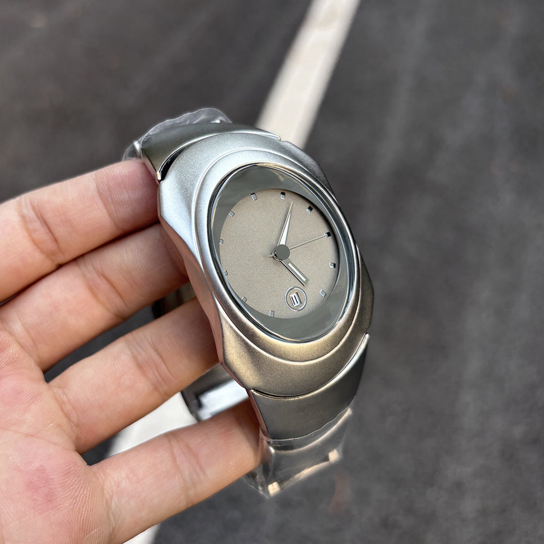 Y2K Retro-Futuristic Watch with Sunray Dial
