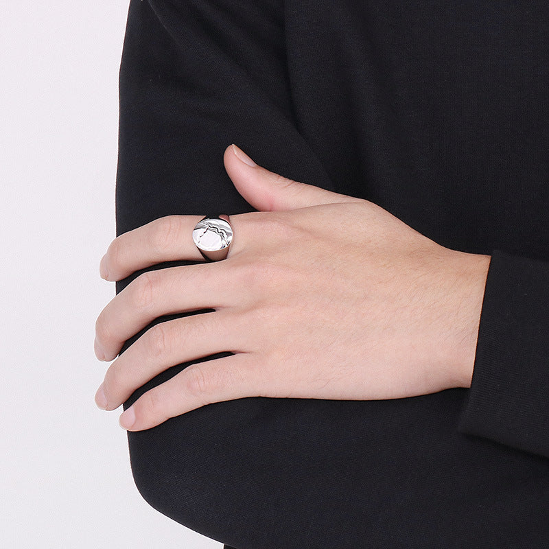 Crackled design round stainless steel wide face thumb ring