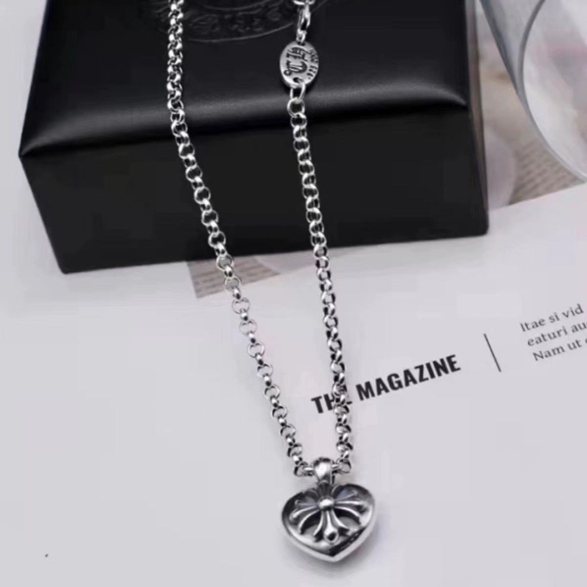 chrome hearts love-shaped cross peach heart necklace