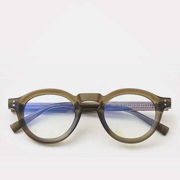 High-end round glasses with studded details