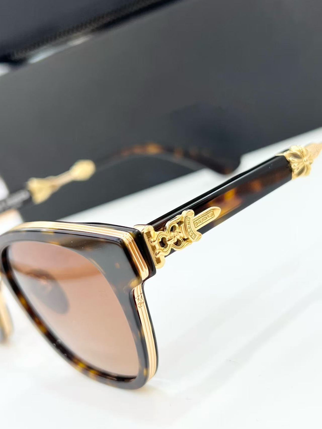 Chrome Hearts DUCK BUTTER Sunglasses