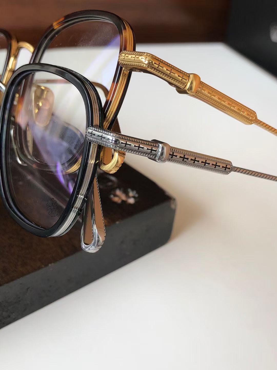 Chrome Hearts thin framed lightweight and artistic glasses