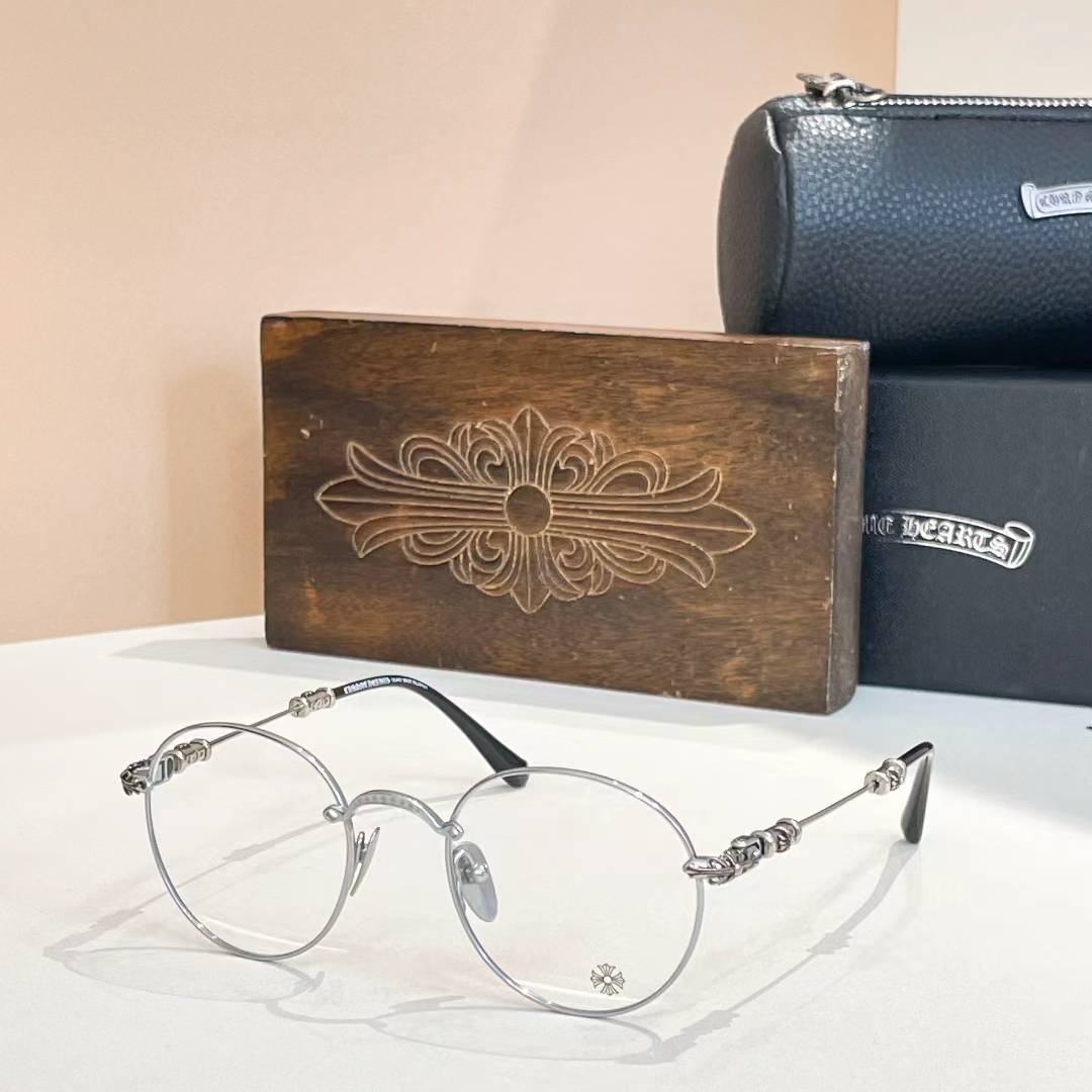 Chrome Hearts engraved round eyeglasses