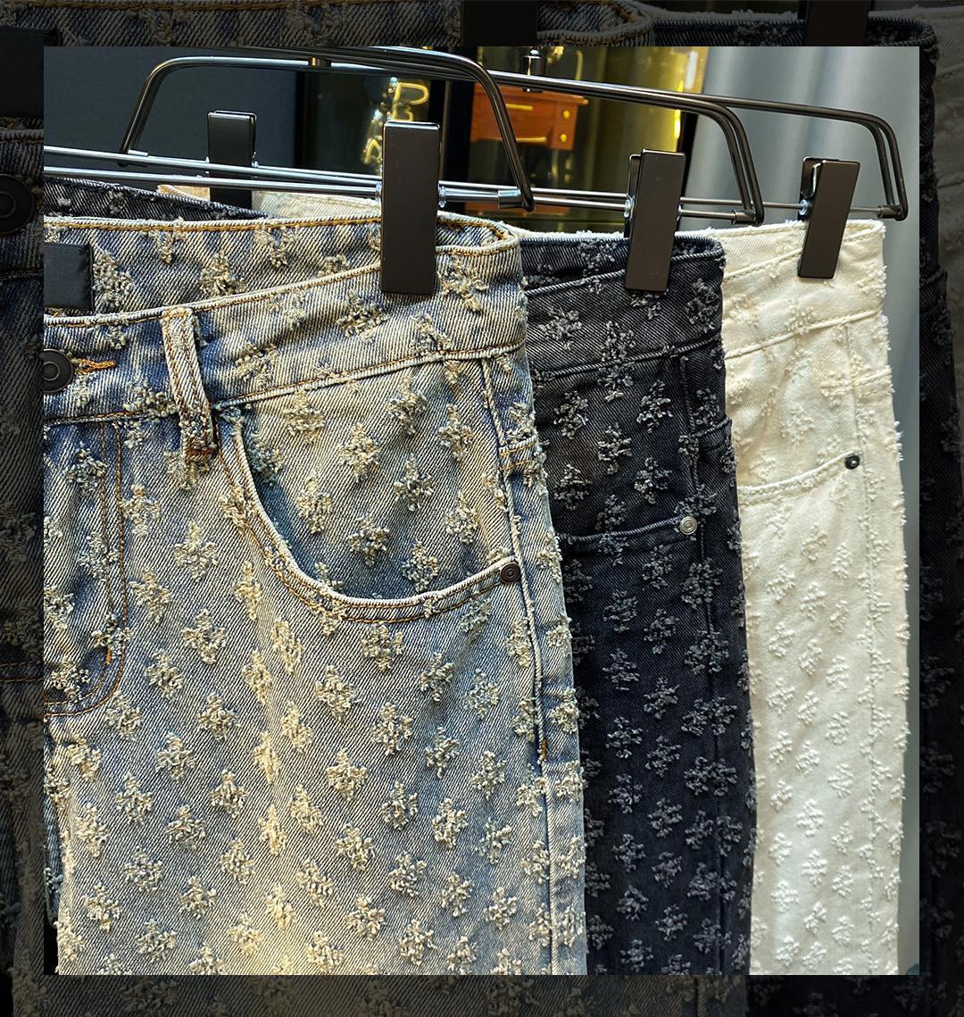 Loose Straight Leg Ripped Jacquard Five-Point Shorts