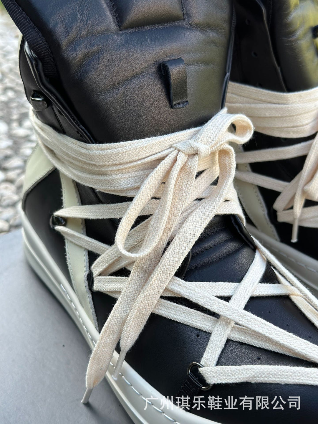 High-Top, Thick-Soled Genuine Leather Skate Shoes